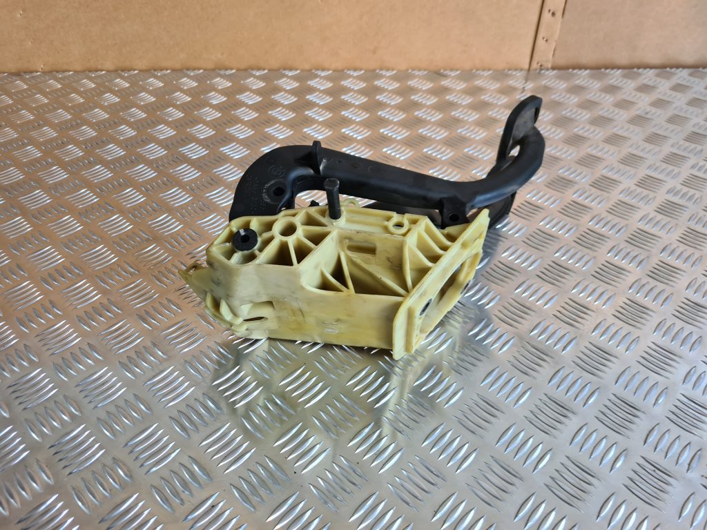 Pedāļu bloks priekš BMW 525 E60 2006 OLIVE 5 Pedāļu bloks priekš BMW 525 E60 2006 OLIVE