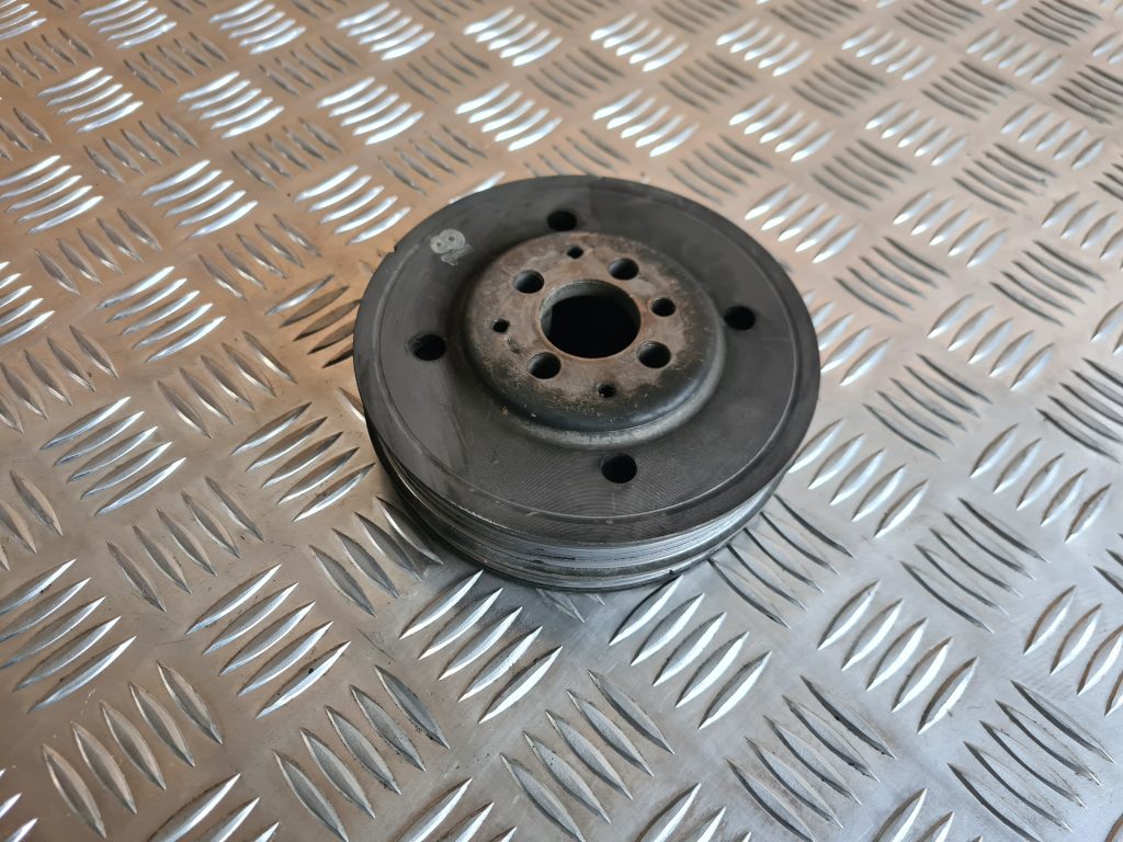 Skriemelis priekš VW PASSAT 2000 BLUE 2 Skriemelis priekš VW PASSAT 2000 BLUE