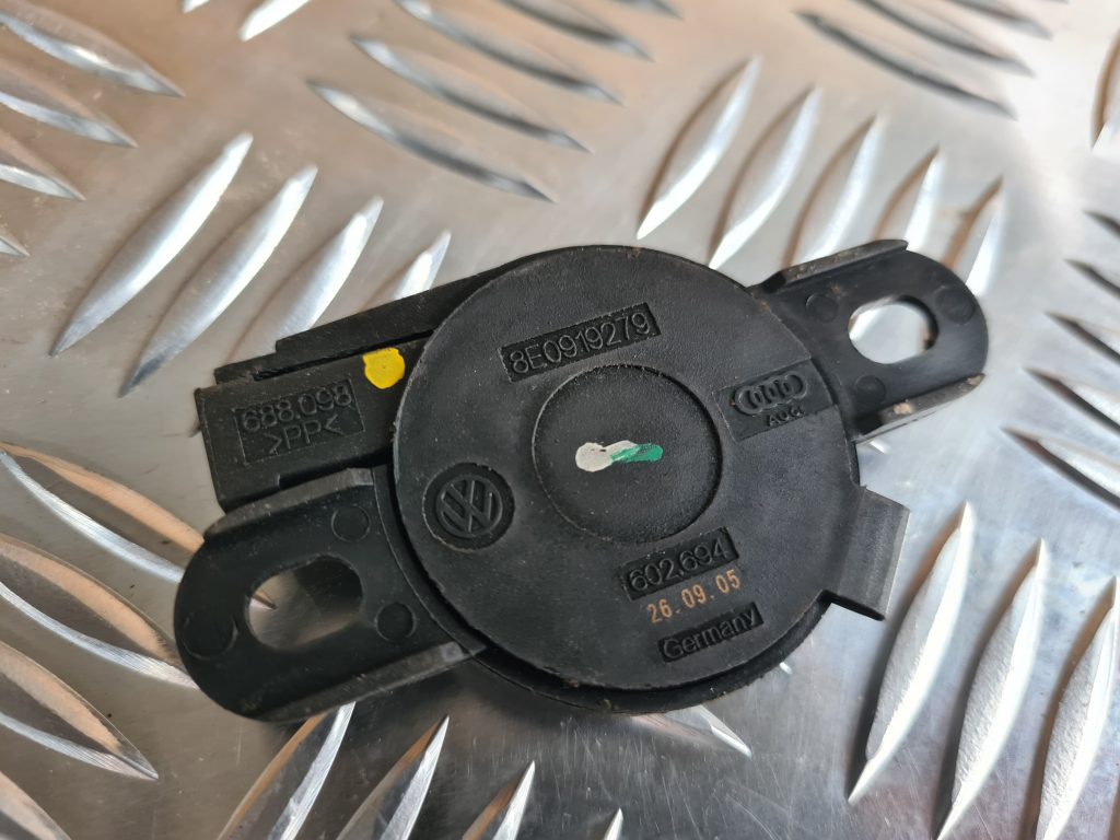 Autostāvvietas sistēmas skaņas signāls priekš AUDI A6 AVANT 2007 QUATTRO 2 Autostāvvietas sistēmas skaņas signāls priekš AUDI A6 AVANT 2007 QUATTRO