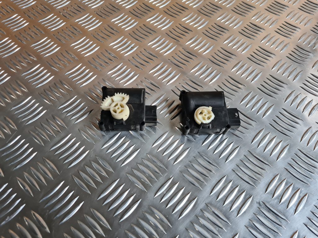 Apsildes sistēmas aktuators priekš AUDI A6 AVANT 2007 QUATTRO 4 Apsildes sistēmas aktuators priekš AUDI A6 AVANT 2007 QUATTRO