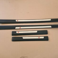 Sliekšņu uzliku komplekts priekš AUDI A6 AVANT 2007 QUATTRO