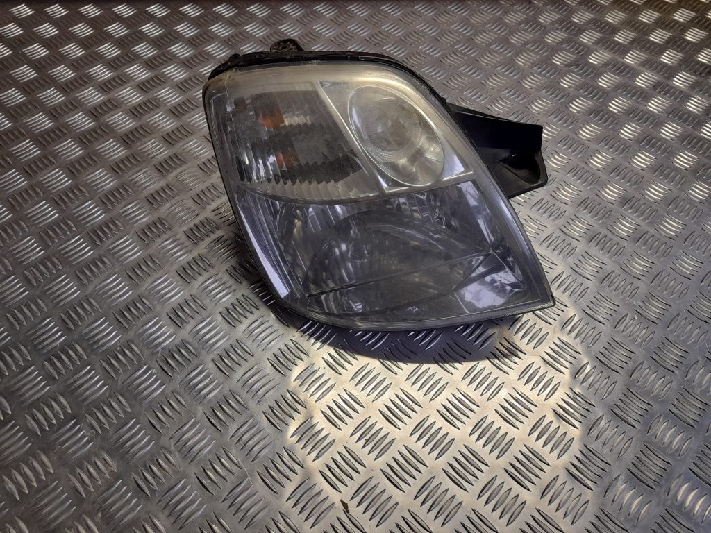 Priekšējais labais lukturis priekš KIA PICANTO 2006 1 Priekšējais labais lukturis priekš KIA PICANTO 2006