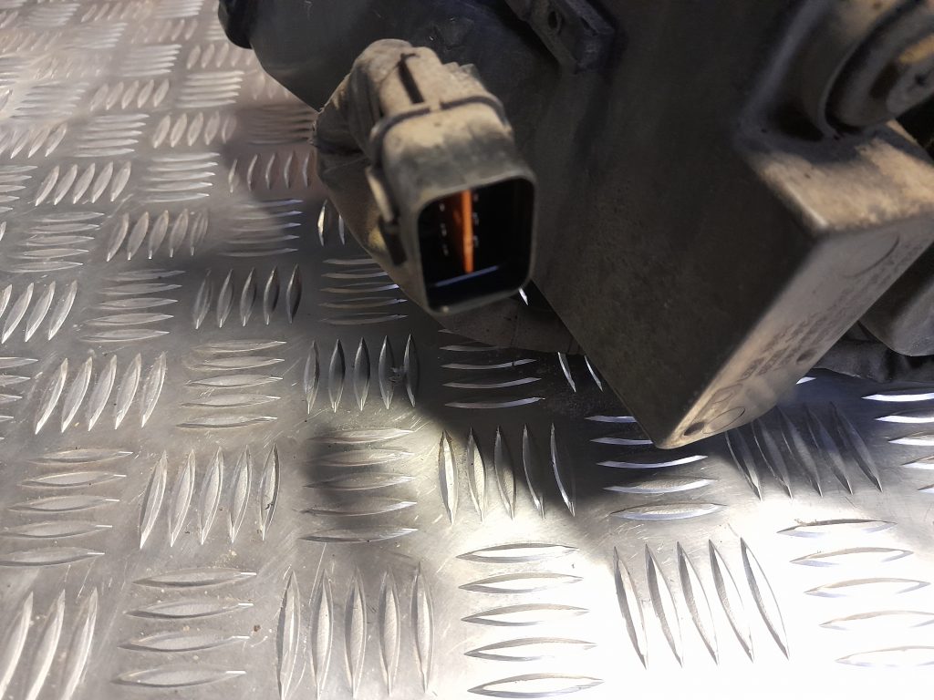 Priekšējais labais lukturis priekš KIA PICANTO 2006 3 Priekšējais labais lukturis priekš KIA PICANTO 2006