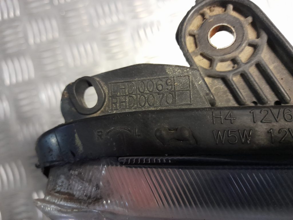 Priekšējais labais lukturis priekš KIA PICANTO 2006 4 Priekšējais labais lukturis priekš KIA PICANTO 2006