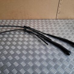 Vējstikla slotu turētāju komplekts priekš CITROEN PICASSO 2007