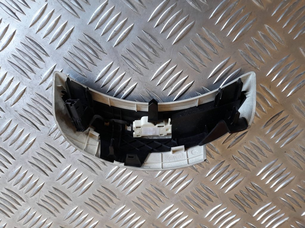 Dekoratīvs rāmis pārnesumu selektoram priekš CITROEN PICASSO 2007 3 Dekoratīvs rāmis pārnesumu selektoram priekš CITROEN PICASSO 2007