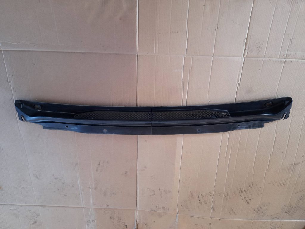 Vējstikla uzlikas (deflektora) režģis priekš CITROEN PICASSO 2007 1 Vējstikla uzlikas (deflektora) režģis priekš CITROEN PICASSO 2007