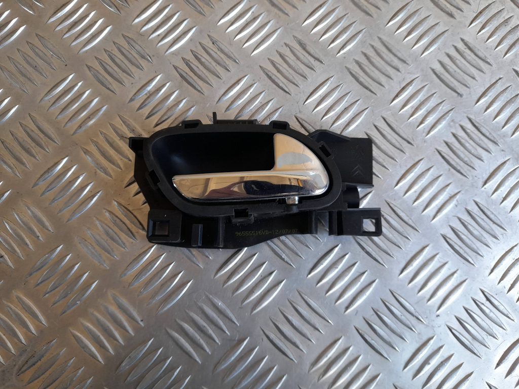 Salona durvju rokturis, priekšējais labais priekš CITROEN PICASSO 2007 1 Salona durvju rokturis, priekšējais labais priekš CITROEN PICASSO 2007