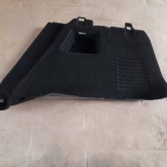 Bagāžnieka nodalījuma sānu apdare priekš CITROEN PICASSO 2007