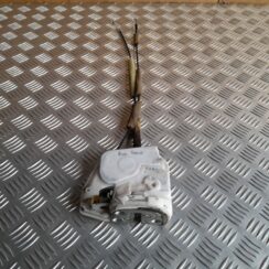 Aizmugurējo kreiso durvju slēdzene priekš MAZDA 6 2008