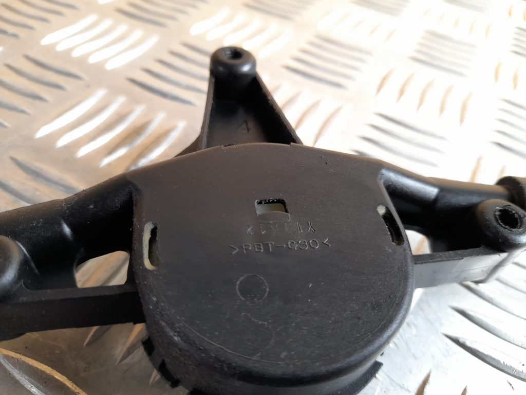 Stikla pacelšanas mehānisms aizmugurējais labais priekš MAZDA 6 2008 3 Stikla pacelšanas mehānisms aizmugurējais labais priekš MAZDA 6 2008