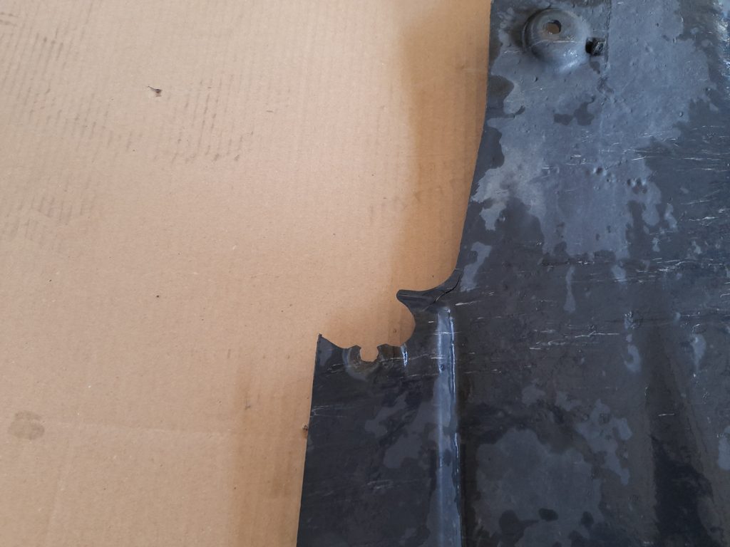 Dzinēja aizsargs priekš MAZDA 6 2008 2 Dzinēja aizsargs priekš MAZDA 6 2008