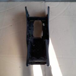 Centrālās konsoles apdares lielākā daļa priekš RANGE ROVER SPORT 2007