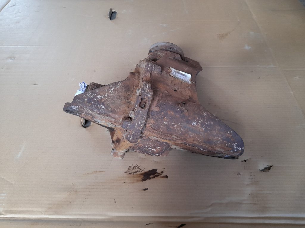 Aizmugurējais reduktors priekš RANGE ROVER SPORT 2007 1 Aizmugurējais reduktors priekš RANGE ROVER SPORT 2007