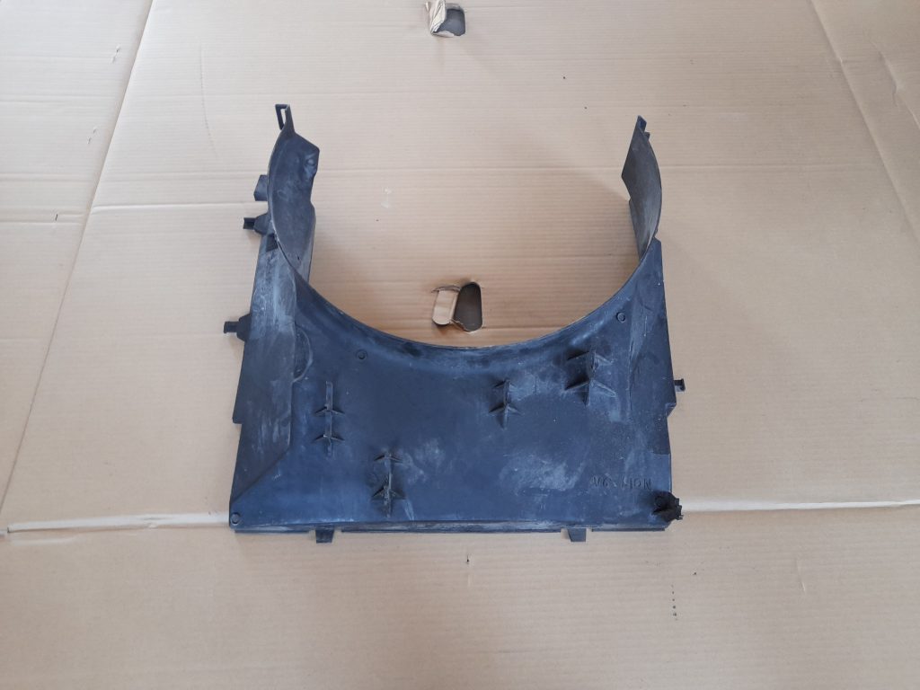 Ieplūdes gaisa deflektors/Difuzors priekš RANGE ROVER SPORT 2007 1 Ieplūdes gaisa deflektors/Difuzors priekš RANGE ROVER SPORT 2007