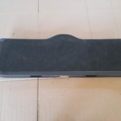 Bagāžnieka vāka liela apdare priekš VOLVO V70 2003 SILVER