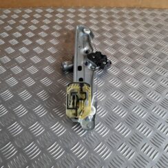 Stikla pacelšanas mehānisms aizmugurējais labais priekš OPEL ASTRA SPORT 2017