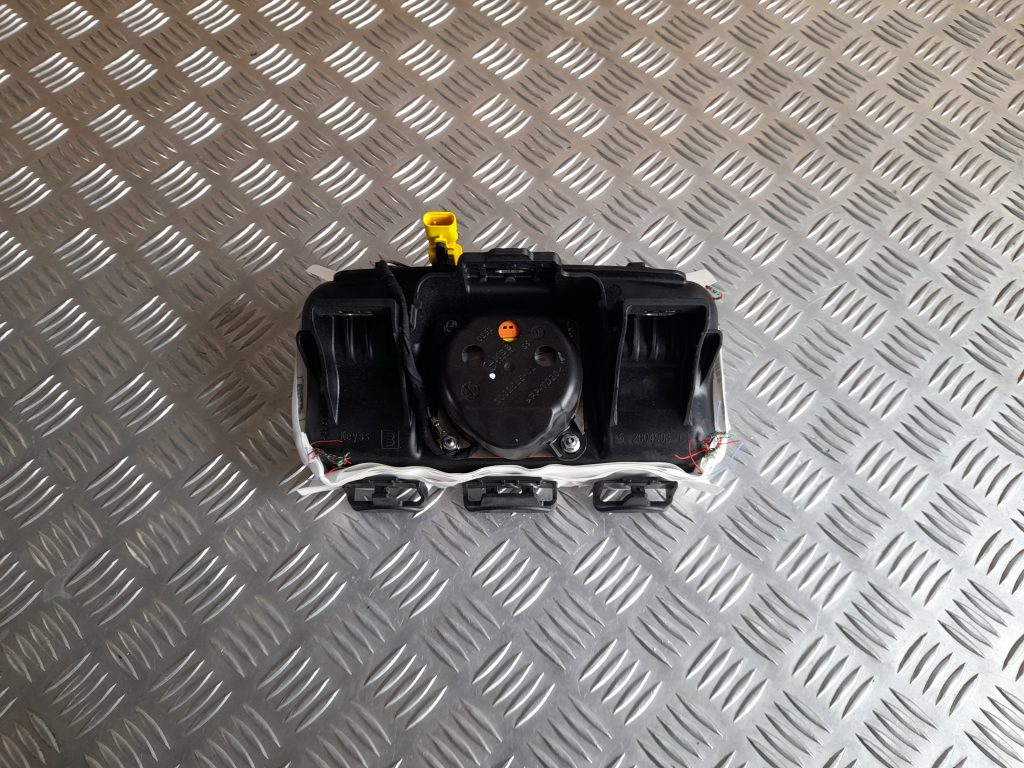 Mērinstrumentu paneļa drošības spilvens priekš OPEL ASTRA SPORT 2017 3 Mērinstrumentu paneļa drošības spilvens priekš OPEL ASTRA SPORT 2017