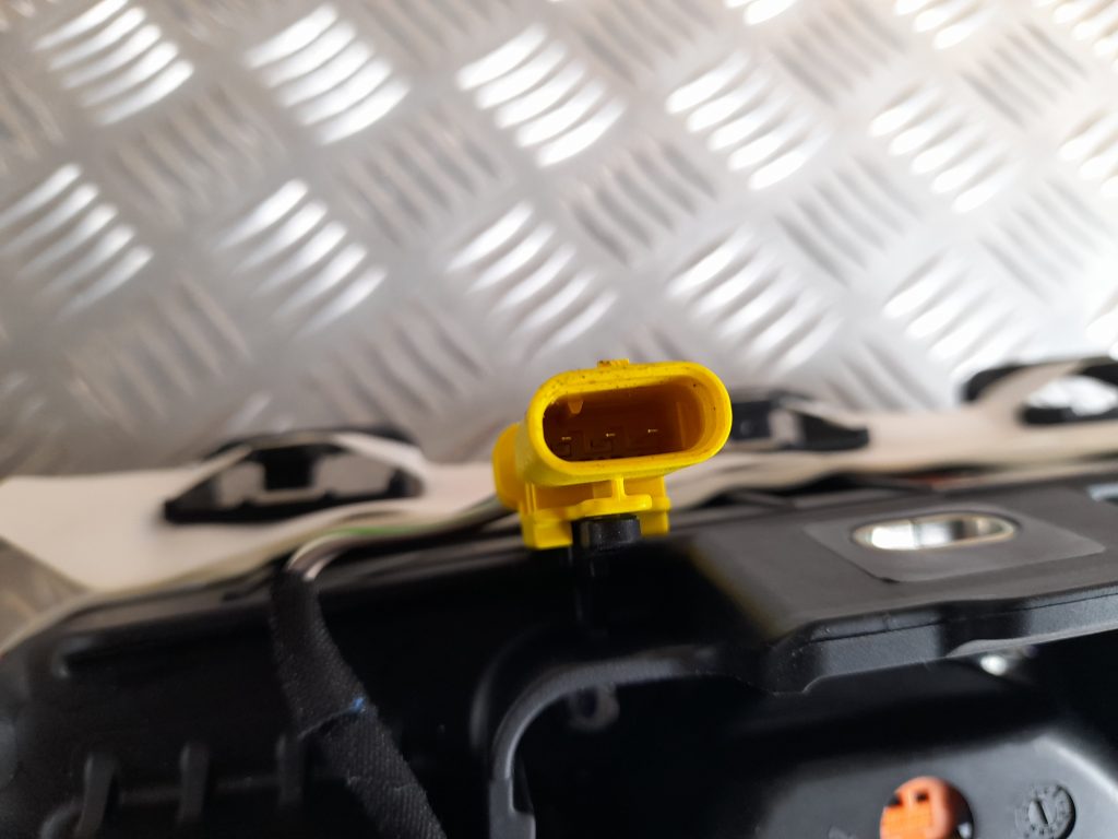 Mērinstrumentu paneļa drošības spilvens priekš OPEL ASTRA SPORT 2017 4 Mērinstrumentu paneļa drošības spilvens priekš OPEL ASTRA SPORT 2017