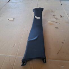 Vidējas salona statnes apdare priekš OPEL ASTRA SPORT 2017