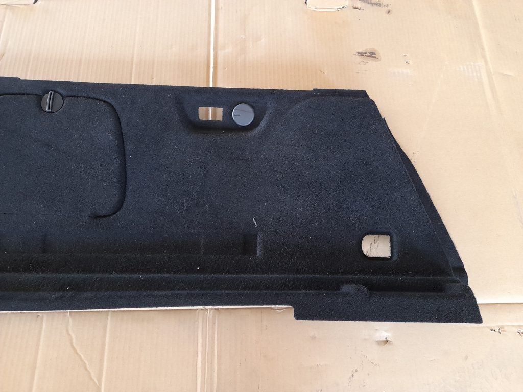 Bagāžnieka nodalījuma sānu apdare priekš OPEL ASTRA SPORT 2017 3 Bagāžnieka nodalījuma sānu apdare priekš OPEL ASTRA SPORT 2017