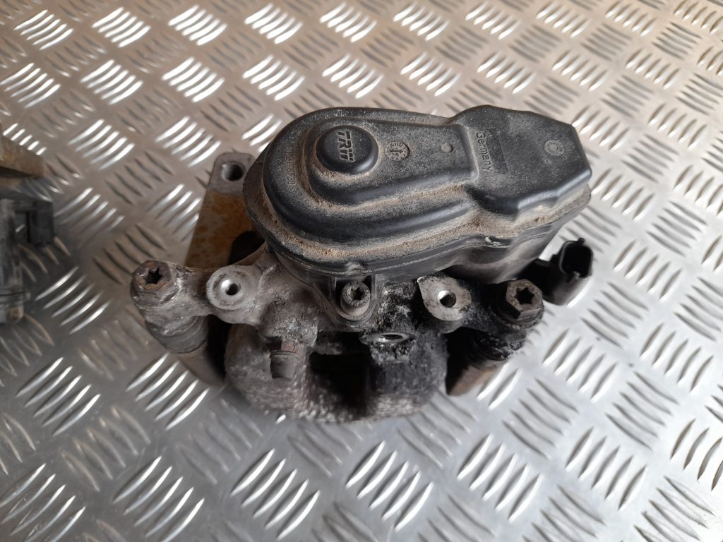 Aizmugurējais labais suports priekš OPEL ASTRA SPORT 2017 4 Aizmugurējais labais suports priekš OPEL ASTRA SPORT 2017