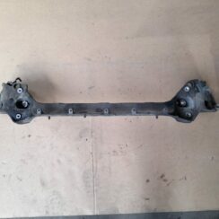 Dzinēja kronšteins priekš VW PHAETON 2005