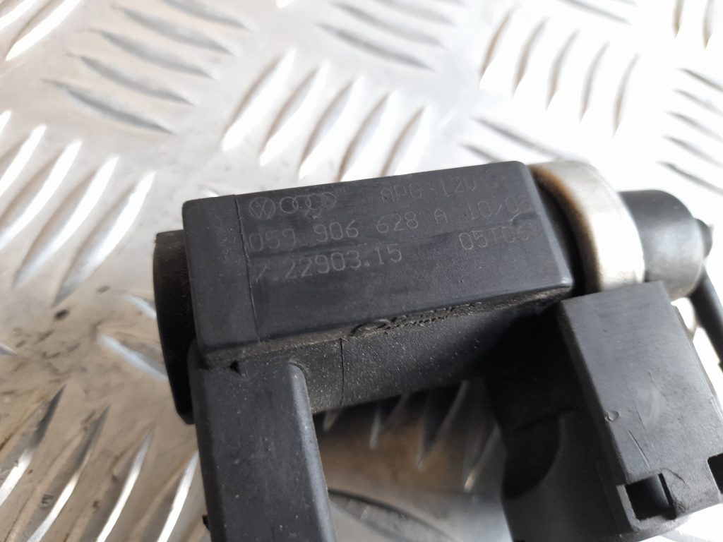 Solenoīda vakuuma vārsts priekš VW PHAETON 2005 2 Solenoīda vakuuma vārsts priekš VW PHAETON 2005