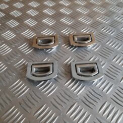 Kravas stiprināšanas eņģe bagāžniekā priekš VW PHAETON 2005