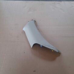 Aizmugurējas salona statnes apdare priekš VOLVO XC60 2009