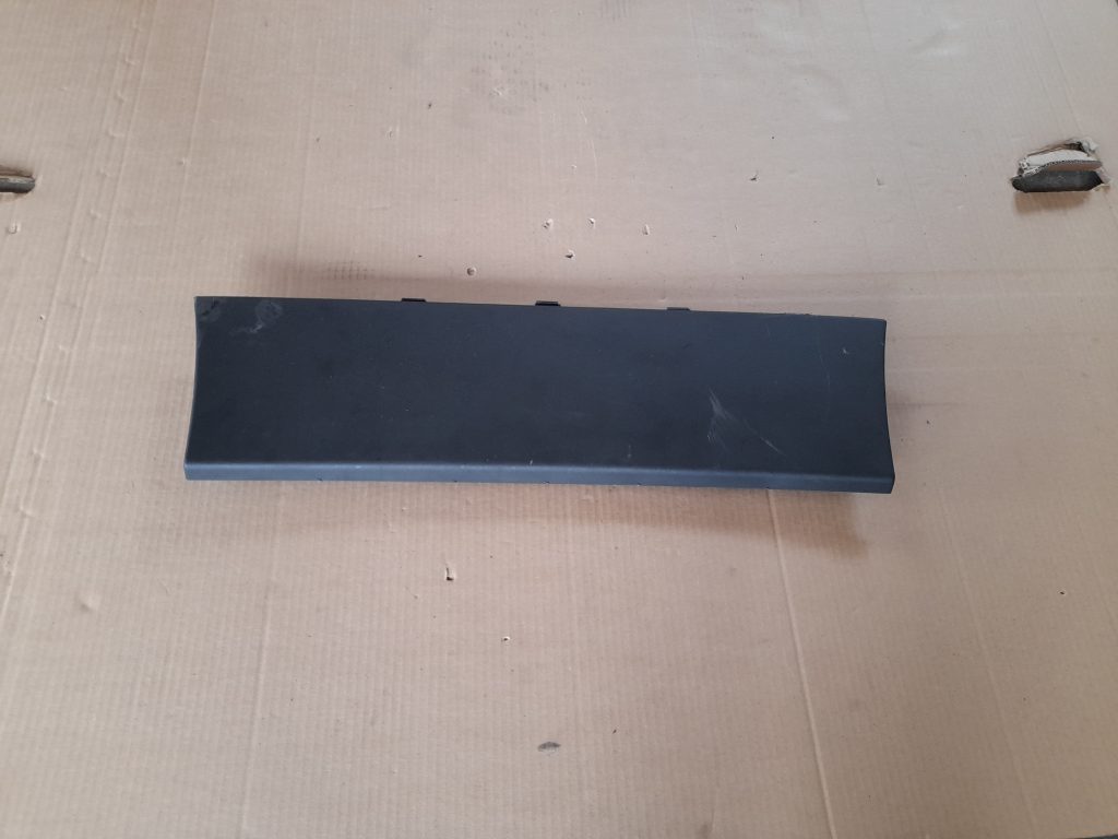 Bagāžnieka nodalījuma griestu uzlika priekš VOLVO XC60 2009 1 Bagāžnieka nodalījuma griestu uzlika priekš VOLVO XC60 2009