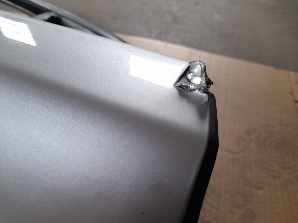 Priekšējās labās durvis priekš VOLVO XC60 2009 3 Priekšējās labās durvis priekš VOLVO XC60 2009