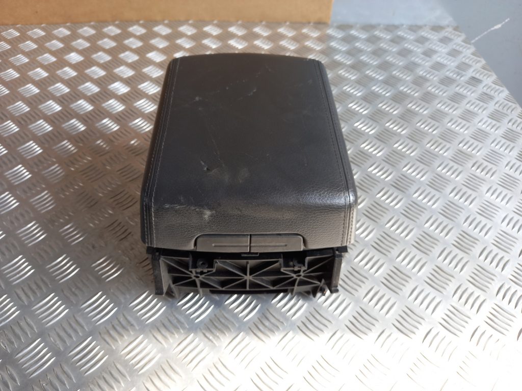 Roku balsts priekš VW TOUAREG 2007 1 Roku balsts priekš VW TOUAREG 2007