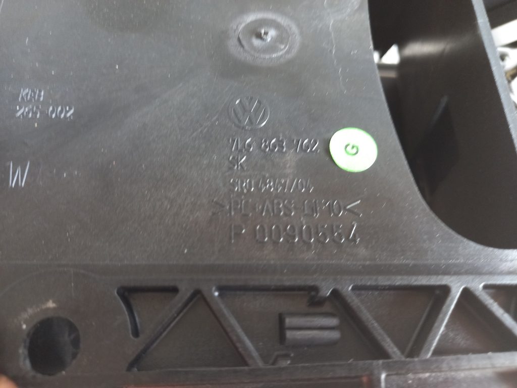 Roku balsts priekš VW TOUAREG 2007 2 Roku balsts priekš VW TOUAREG 2007