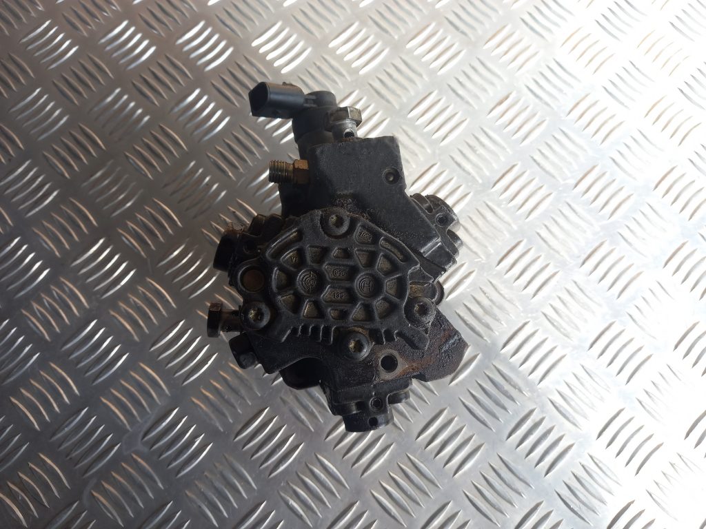 Augstspiediena degvielas sūknis priekš VW TOUAREG 2007 4 Augstspiediena degvielas sūknis priekš VW TOUAREG 2007