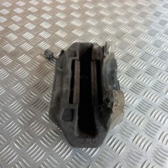 Priekšējais labais suports priekš VW TOUAREG 2007