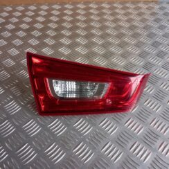 Bagāžnieka vāka kreisais lukturis priekš MITSUBISHI ASX 2011