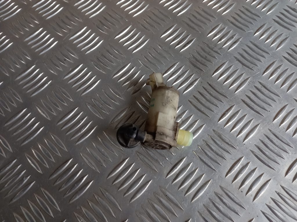 Mazgātāja šķidruma sūknis priekš MITSUBISHI ASX 2011 1 Mazgātāja šķidruma sūknis priekš MITSUBISHI ASX 2011