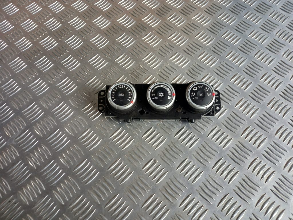 Klimata kontroles bloks priekš MITSUBISHI LANCER 2009 1 Klimata kontroles bloks priekš MITSUBISHI LANCER 2009