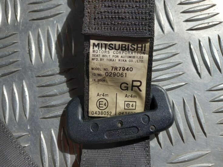 Aizmugurējā labā drošības josta priekš MITSUBISHI LANCER 2009