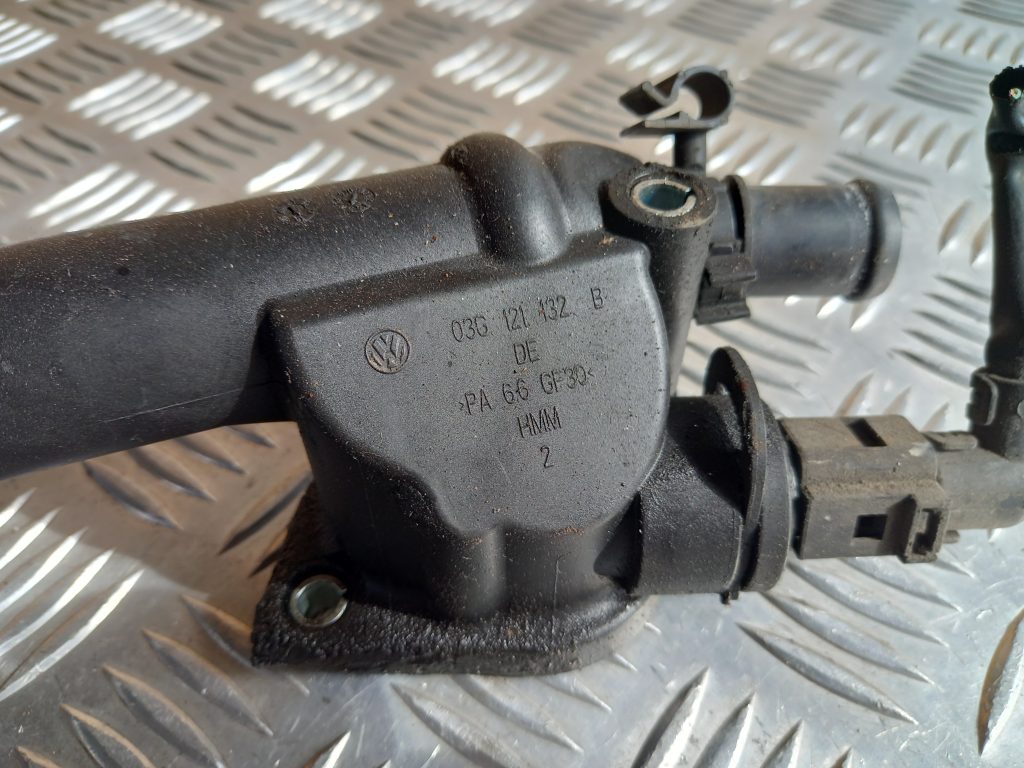 Termostata korpuss priekš MITSUBISHI LANCER 2009 3 Termostata korpuss priekš MITSUBISHI LANCER 2009