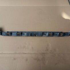 Aizmugurējā spārna un bufera stiprinājums priekš VW PASSAT CC 2009