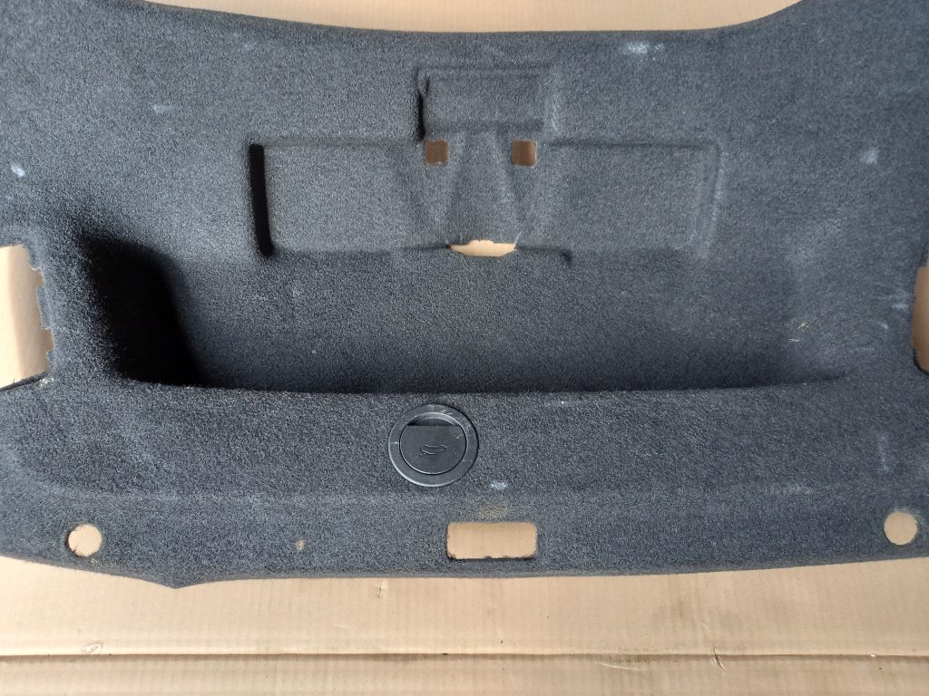 Bagāžnieka vāka liela apdare priekš VW PASSAT CC 2009 3 Bagāžnieka vāka liela apdare priekš VW PASSAT CC 2009