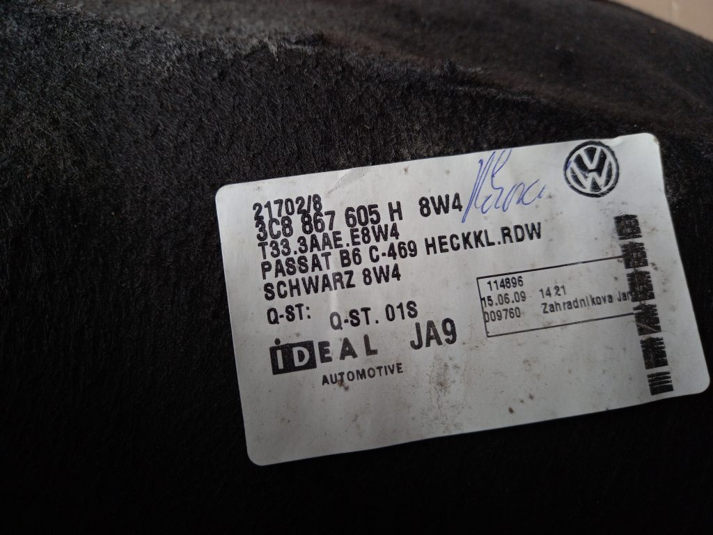 Bagāžnieka vāka liela apdare priekš VW PASSAT CC 2009 6 Bagāžnieka vāka liela apdare priekš VW PASSAT CC 2009