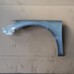 Priekšējais kreisais spārns priekš VW PASSAT CC 2009