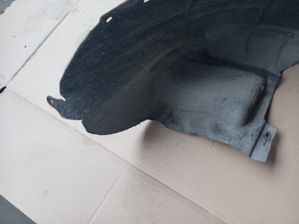 Aizmugurējais labais paspārns priekš VW PASSAT CC 2009 2 Aizmugurējais labais paspārns priekš VW PASSAT CC 2009