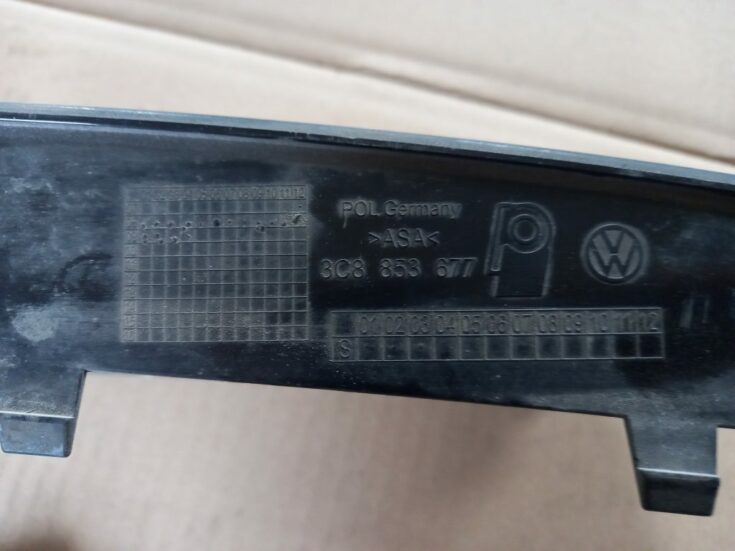 Bufera reste priekš VW PASSAT CC 2009