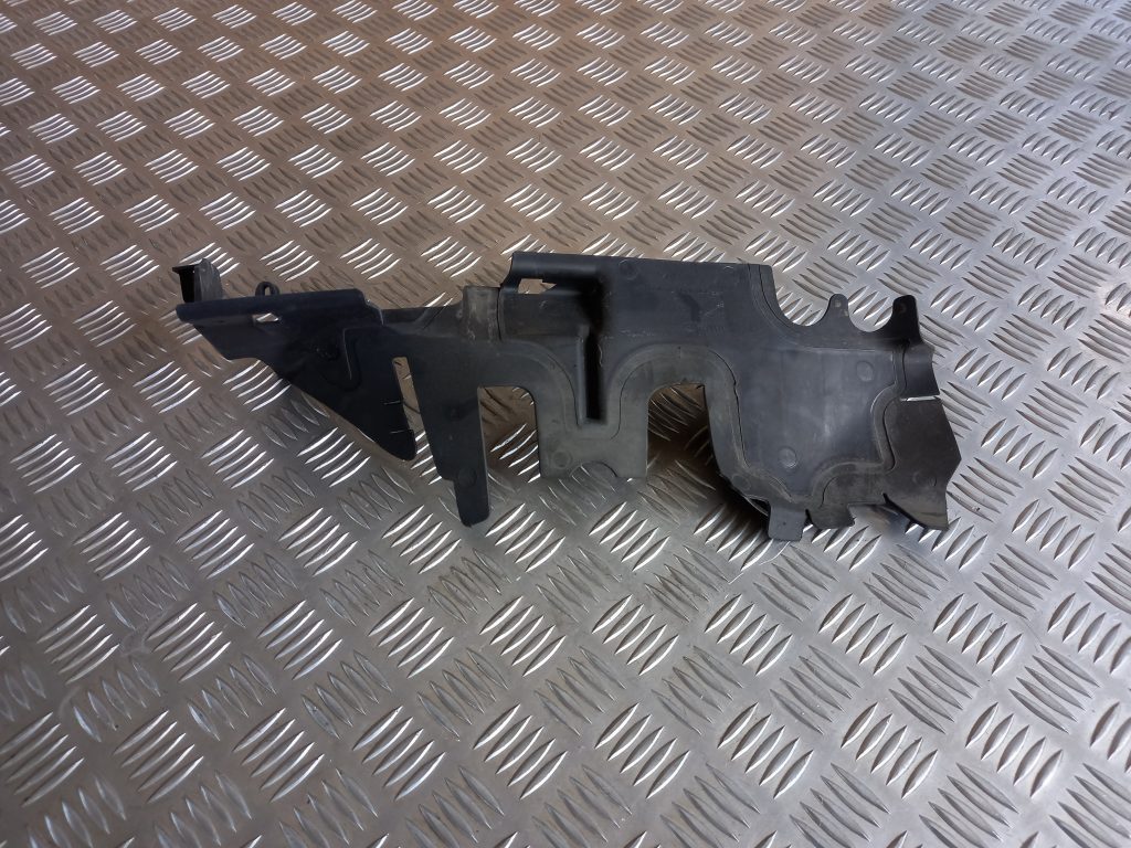 Ieplūdes gaisa deflektors/Difuzors priekš VW PASSAT CC 2009 1 Ieplūdes gaisa deflektors/Difuzors priekš VW PASSAT CC 2009