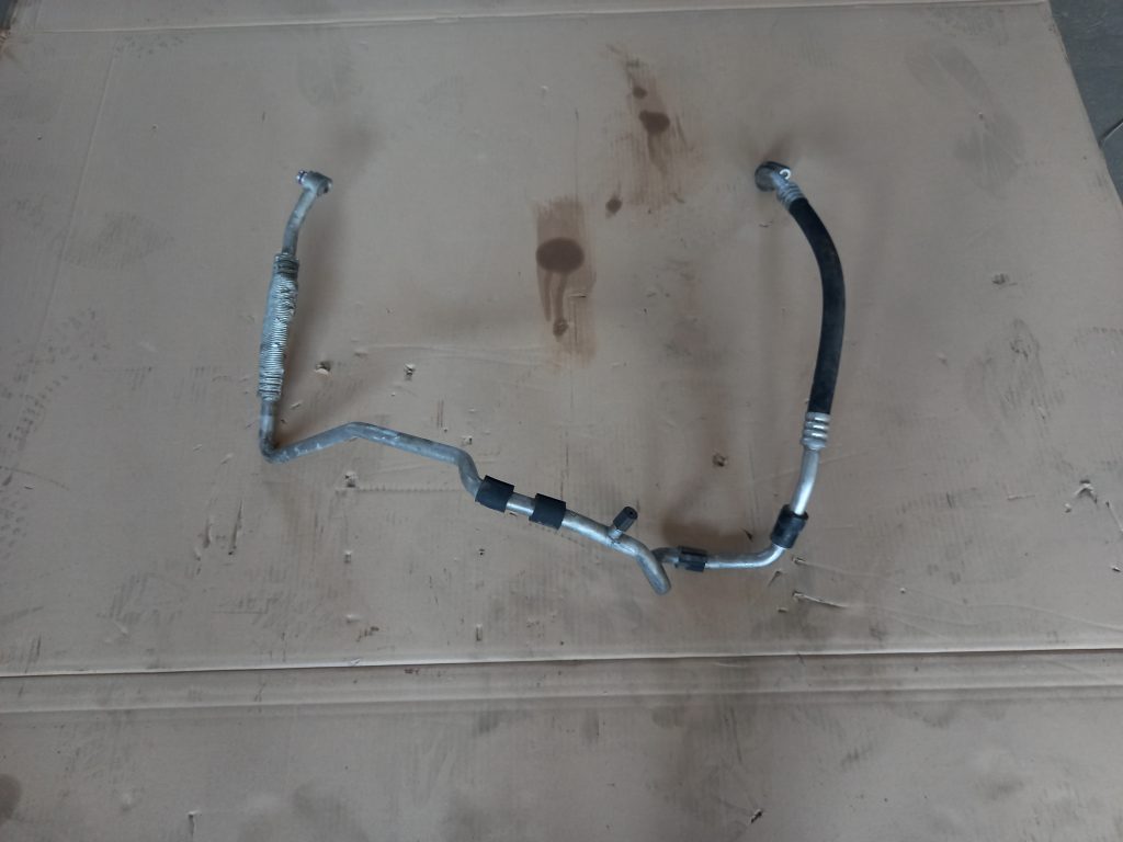 Gaisa kondicioniera galvenā caurule priekš VW PASSAT CC 2009 1 Gaisa kondicioniera galvenā caurule priekš VW PASSAT CC 2009