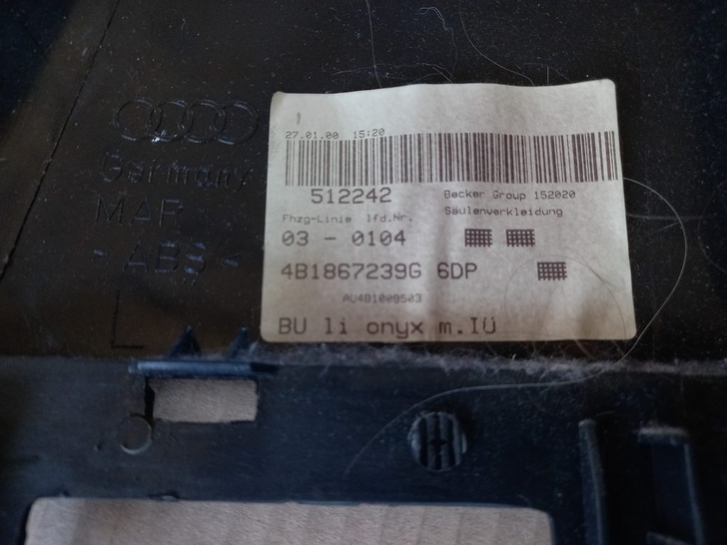 Vidējas salona statnes apdare priekš AUDI A6 1998 4 Vidējas salona statnes apdare priekš AUDI A6 1998